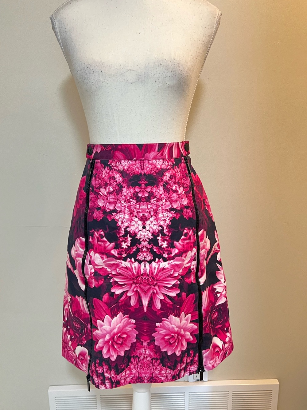MICHAEL Michael Kors Fuchsia Floral A-Line Skirt